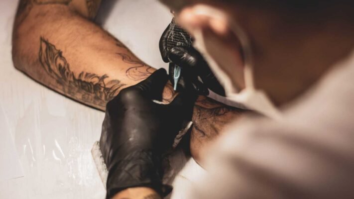 Meilleures crèmes anesthésiantes pour les tatouages ​​(Guide 2022)